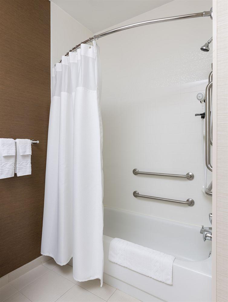 Fairfield Inn & Suites Kansas City Lee'S Summit Eksteriør billede